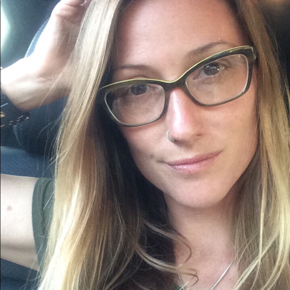 Meet your Posher, Nicole